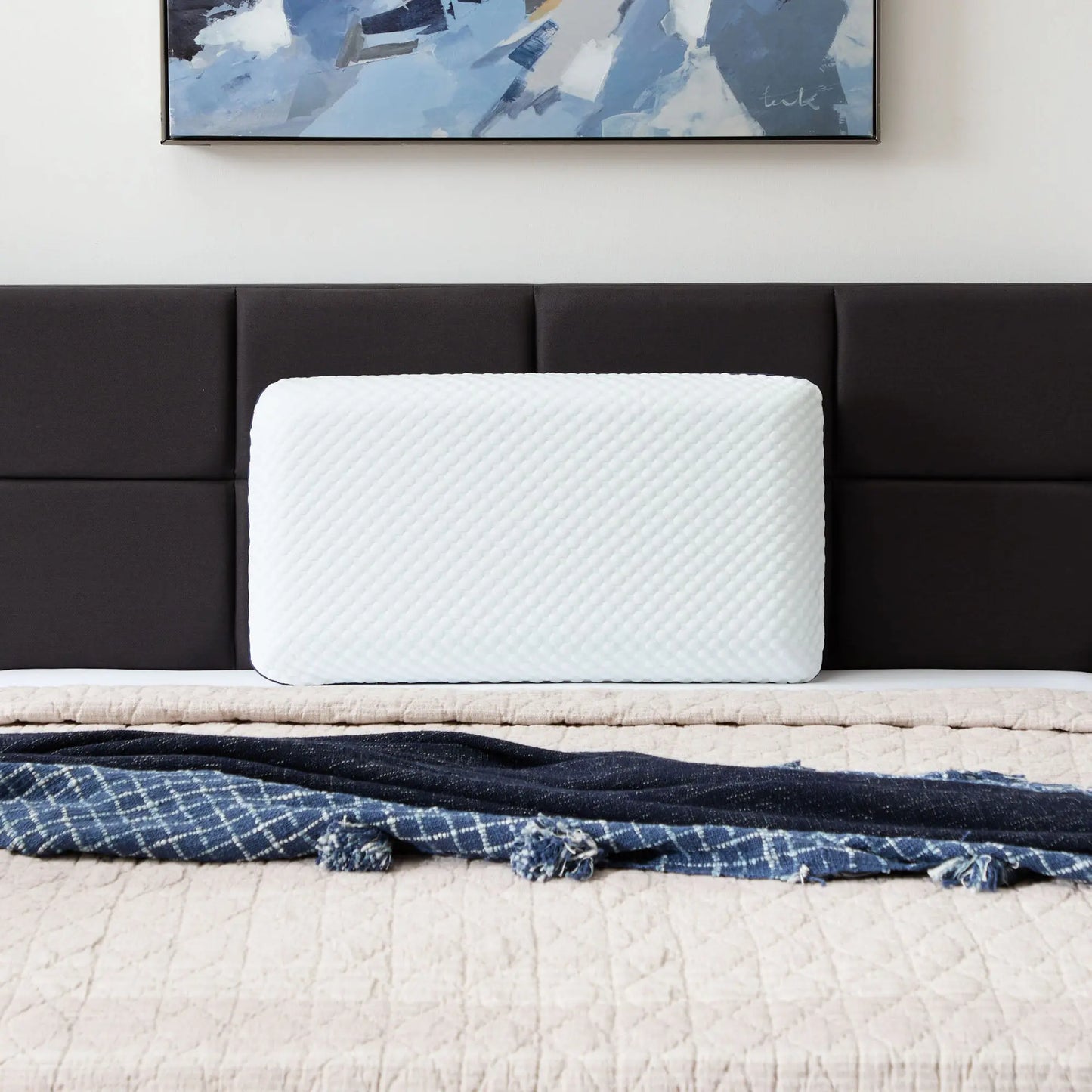 Ventilated Gel Memory Foam Pillow with Enhanced Breathability for Optimal Cooling Sleep Support