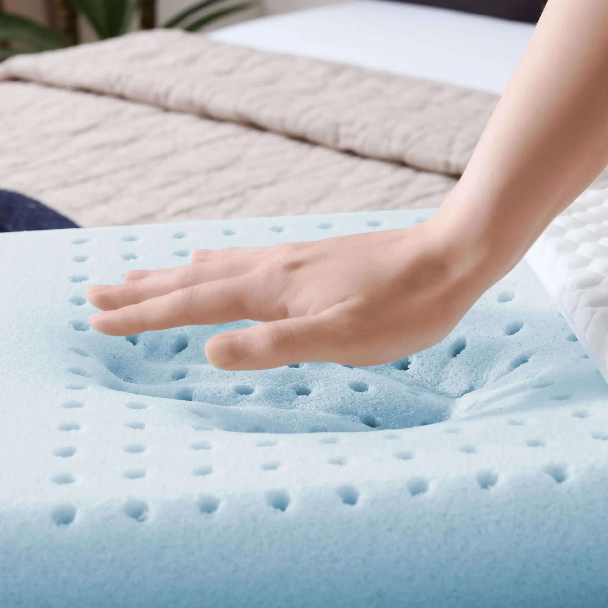 Ventilated Gel Memory Foam Pillow with Enhanced Breathability for Optimal Cooling Sleep Support
